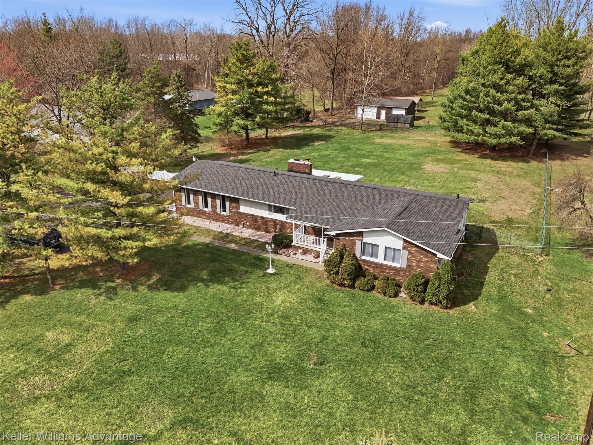 28800 Sibley Road Romulus, MI 48174 - Photo 1 of 60 61_28800 sibley rd-58.jpg