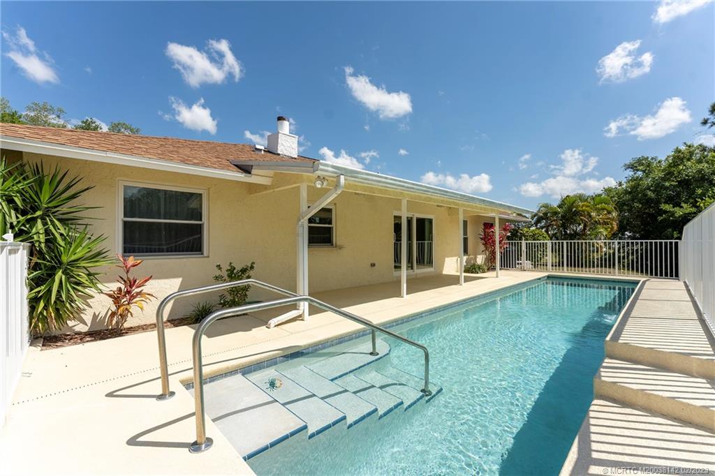 370 Southwest Harbor Street Stuart, FL 34997 - Photo 28 of 36 Gallery Image 28