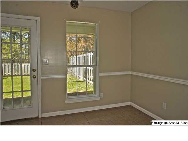 110 Canyon Trail Pelham, AL 35124 - Photo 10 of 27