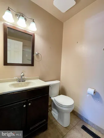 $249,000 | 2208 Mulberry Court, Lansdale, PA 19446
