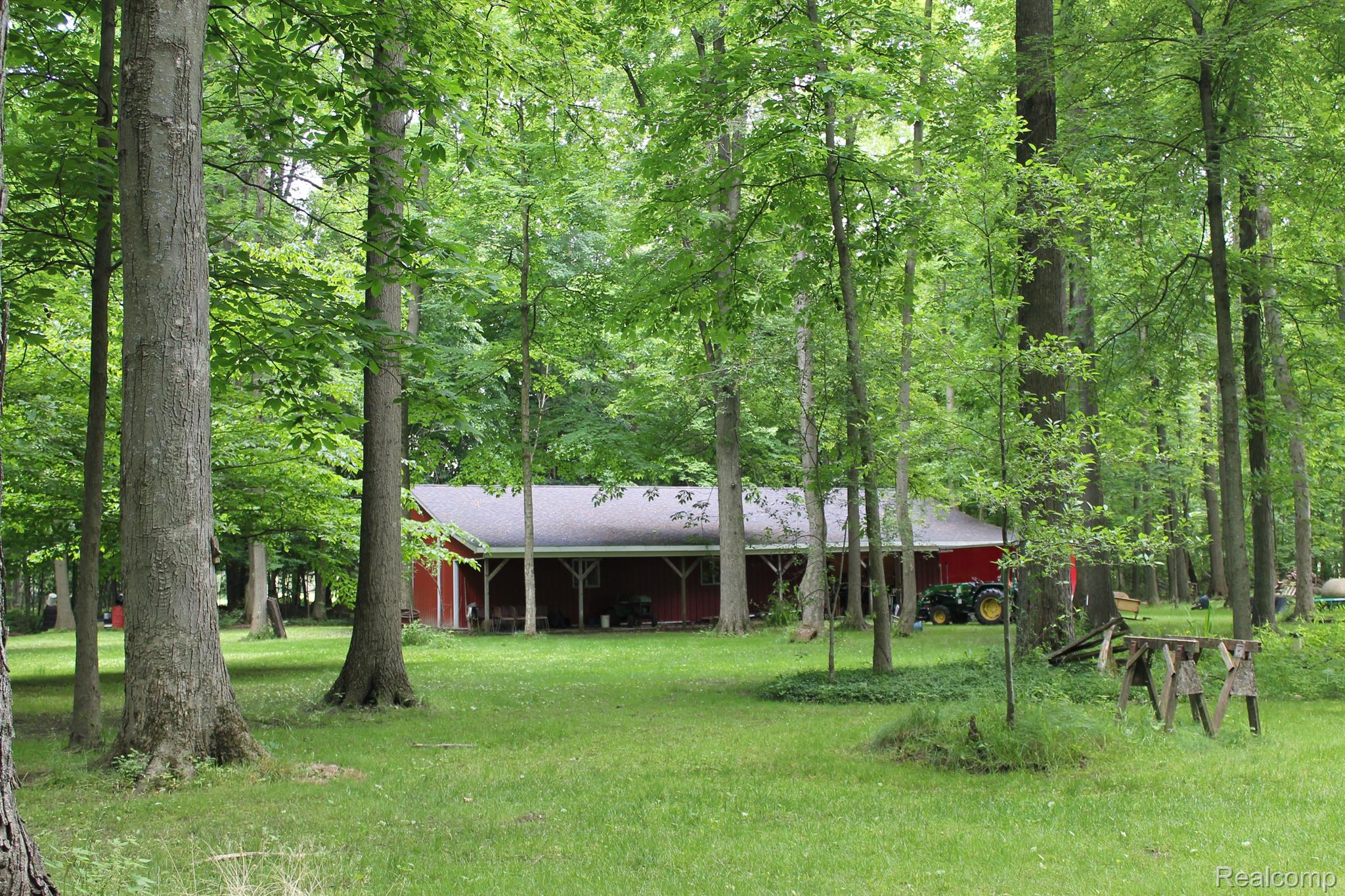 24421 Florence Road Armada, MI 48005 - Photo 6 of 39 Gallery Image 6