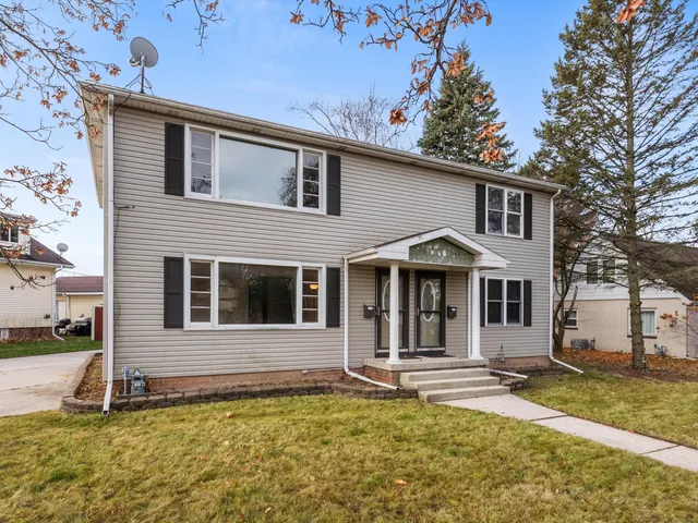 $244,900 | 1101 Nagle Avenue, Unit 1103, Manitowoc, WI 54220