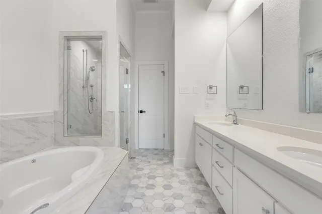 $1,100,000 | 4231 Westlake Drive, Unit H1, Austin, TX 78746