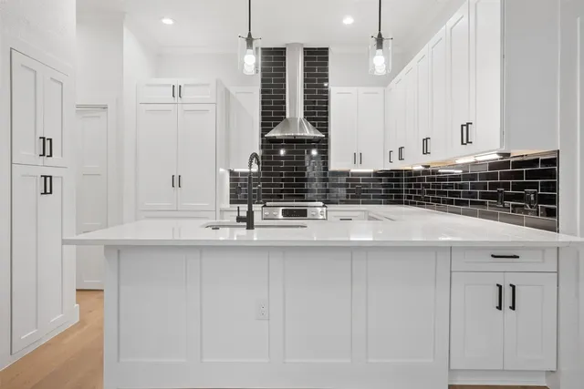 $1,100,000 | 4231 Westlake Drive, Unit H1, Austin, TX 78746