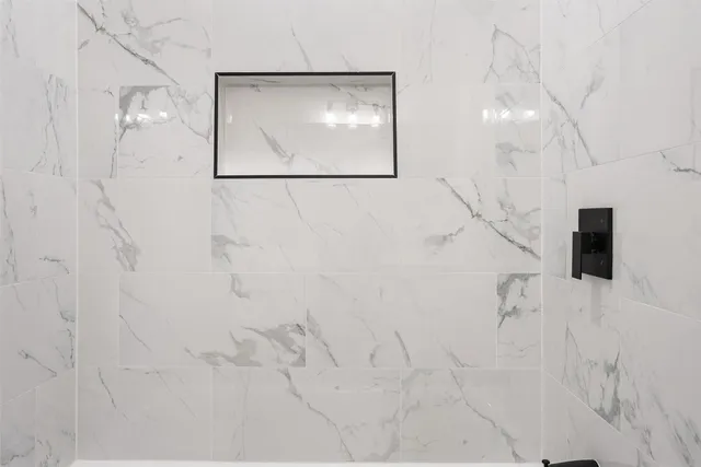 $1,100,000 | 4231 Westlake Drive, Unit H1, Austin, TX 78746