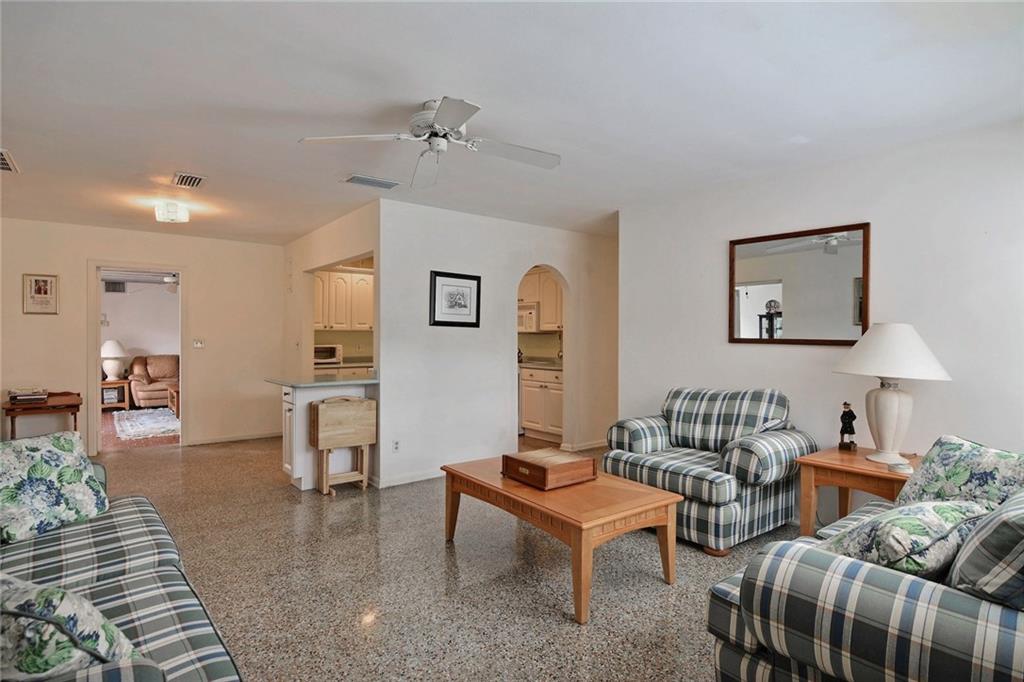 435 Greytwig Road Vero Beach, FL 32963 - Photo 3 of 30 Gallery Image 3
