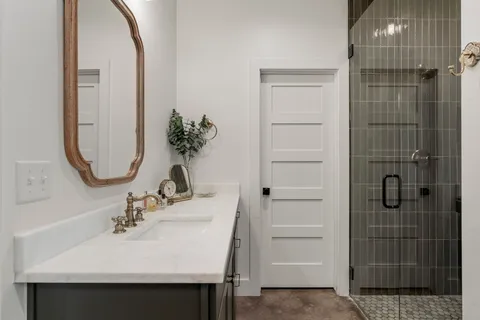 $625,000 | 22212 Briarcliff Drive, Spicewood, TX 78669