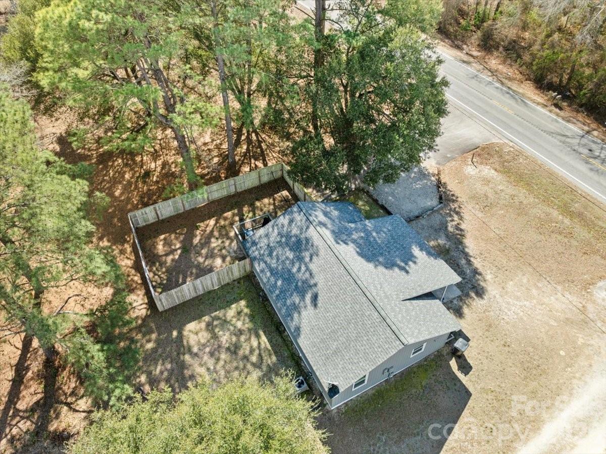 2443 Highway 52 Cheraw, SC 29520 - Photo 11 of 12