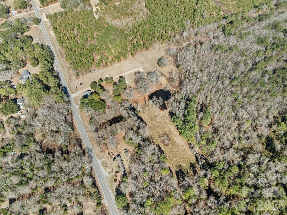 2443 Highway 52 Cheraw, SC 29520 - Photo 5 of 12