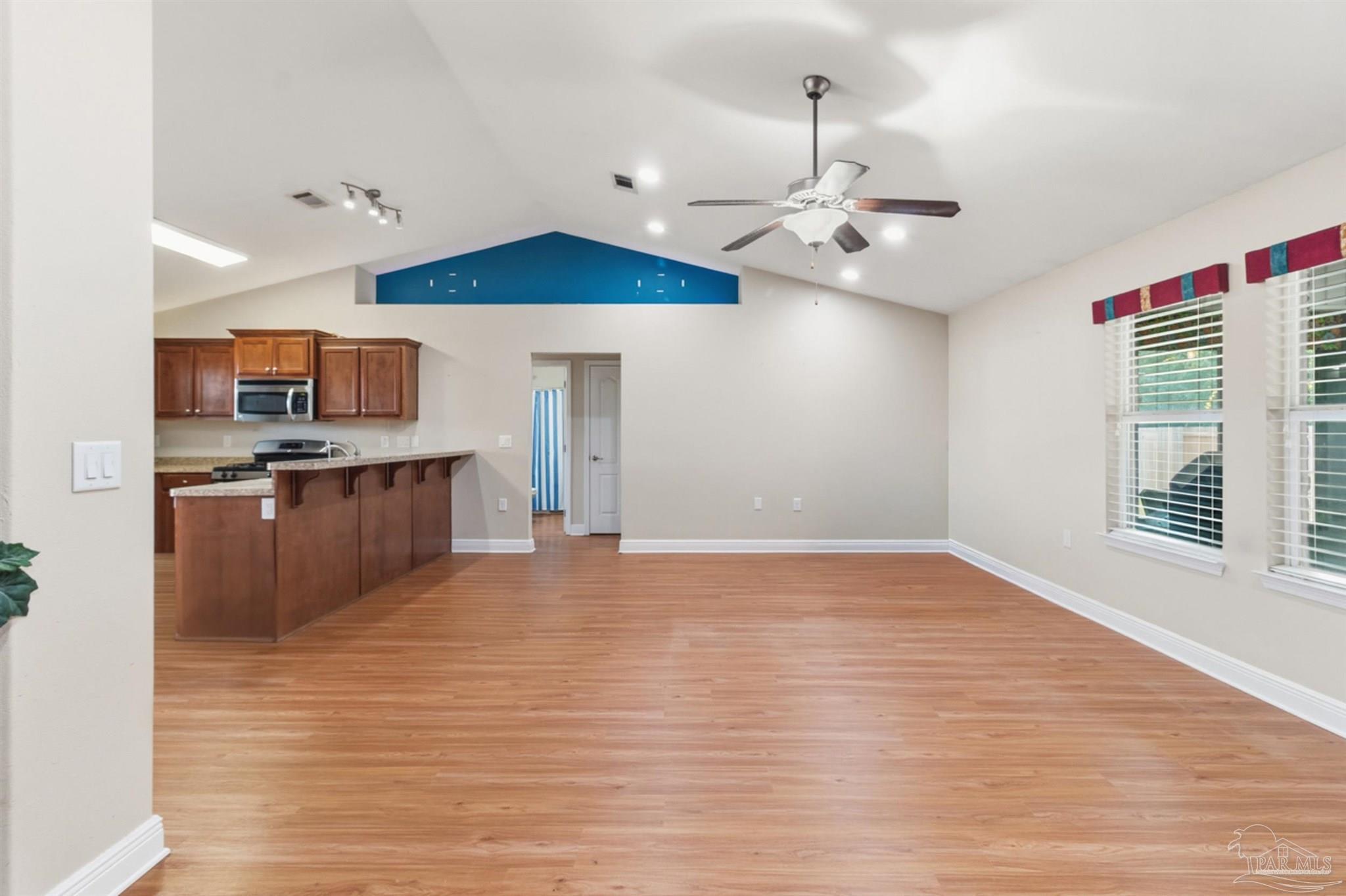 4420 Piedmont Way Milton, FL 32583 - Photo 14 of 47