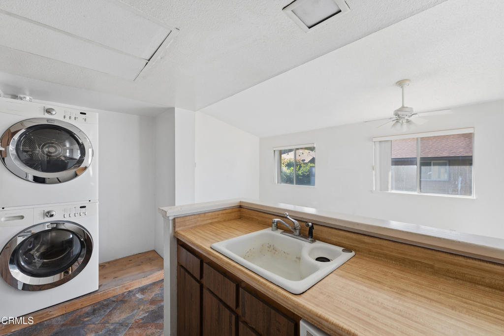 4561 Alamo Street, Unit F Simi Valley, CA 93063 - Photo 12 of 24