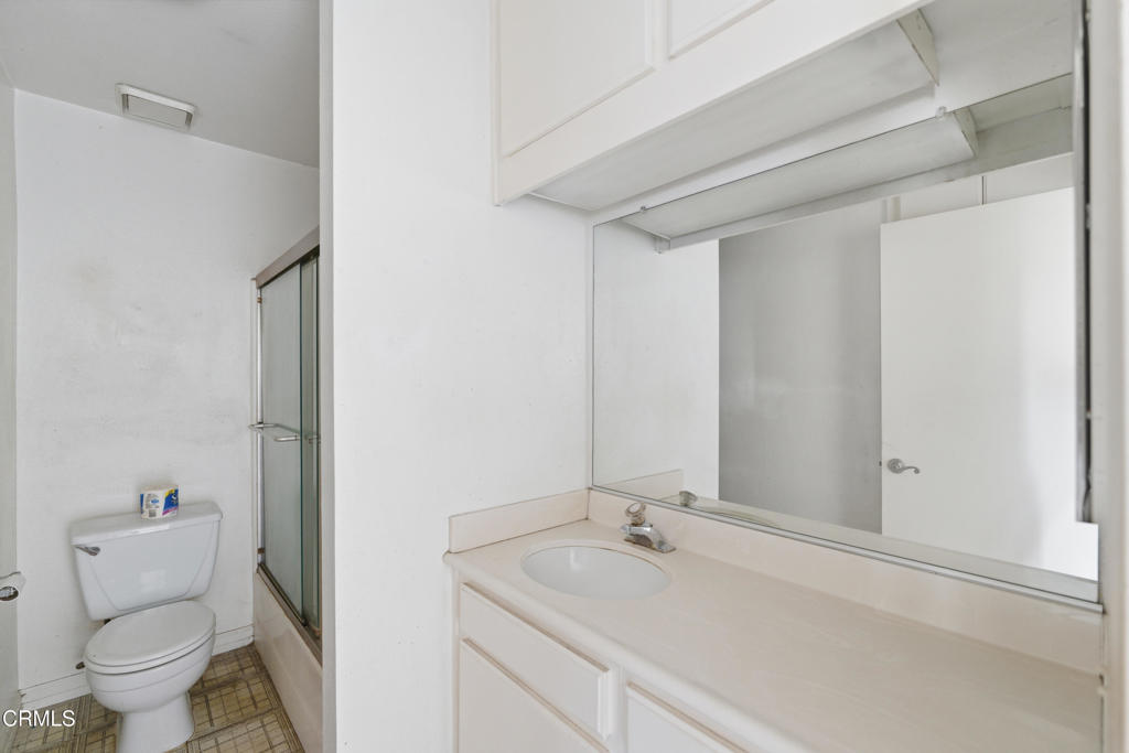 4561 Alamo Street, Unit F Simi Valley, CA 93063 - Photo 16 of 24