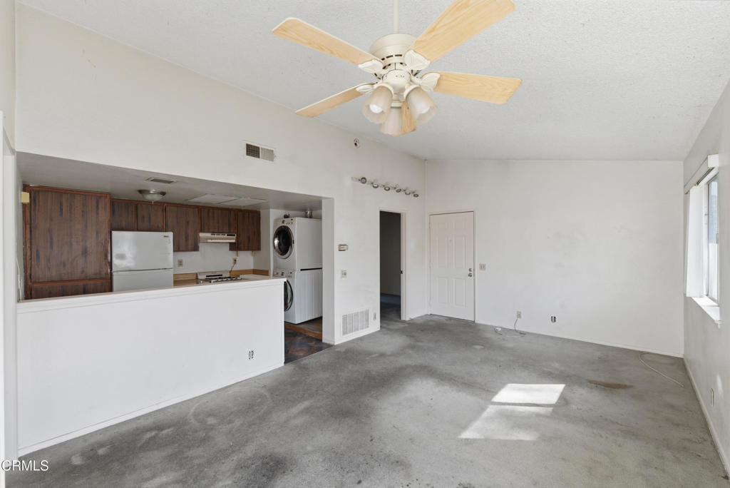 4561 Alamo Street, Unit F Simi Valley, CA 93063 - Photo 6 of 24