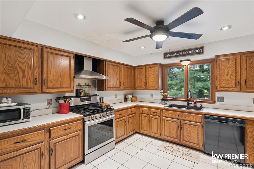 1751 Trafalgar Square Rochester Hills, MI 48309 - Photo 8 of 54