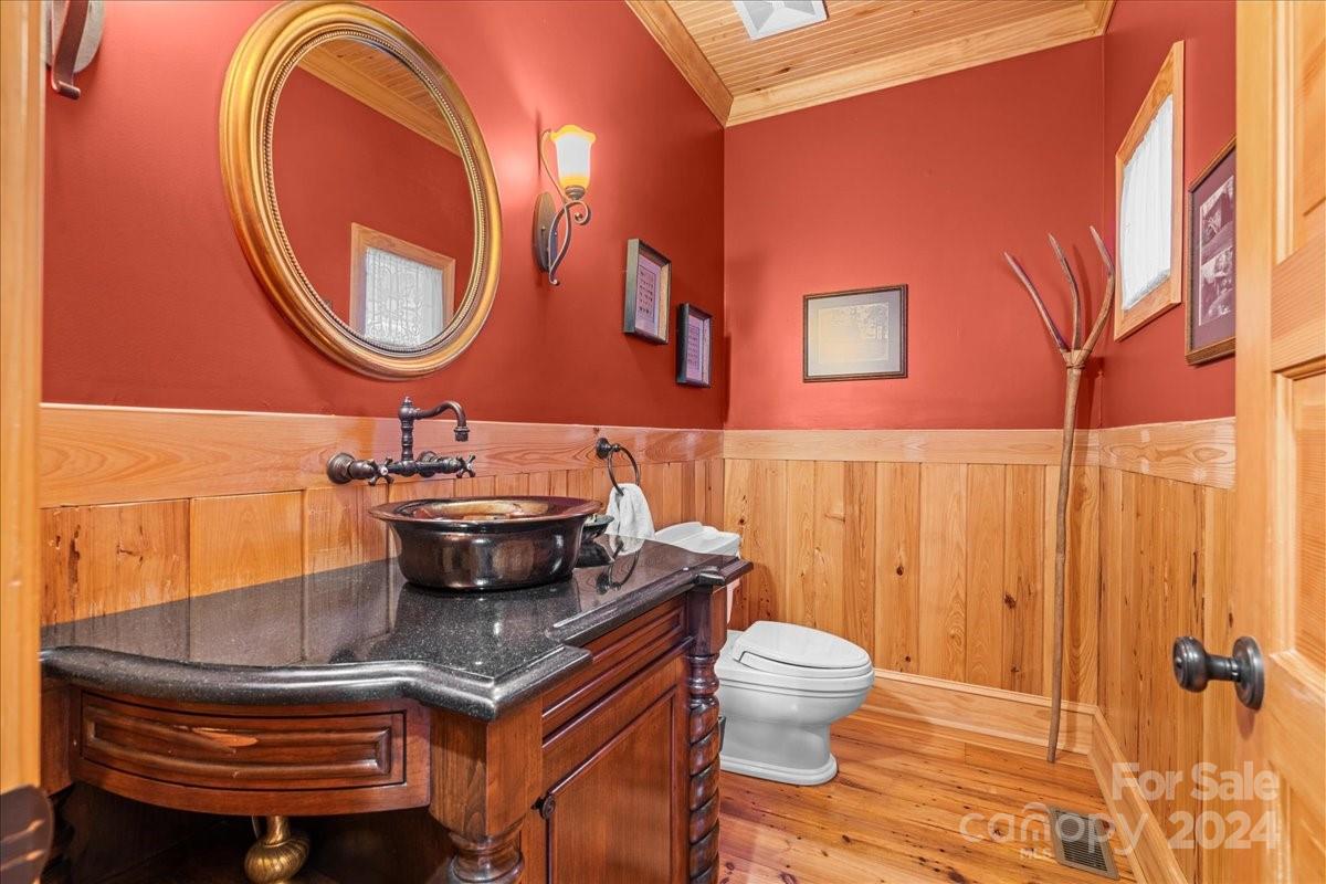 2884 Lake Road Ridgeway, SC 29130 - Photo 15 of 48