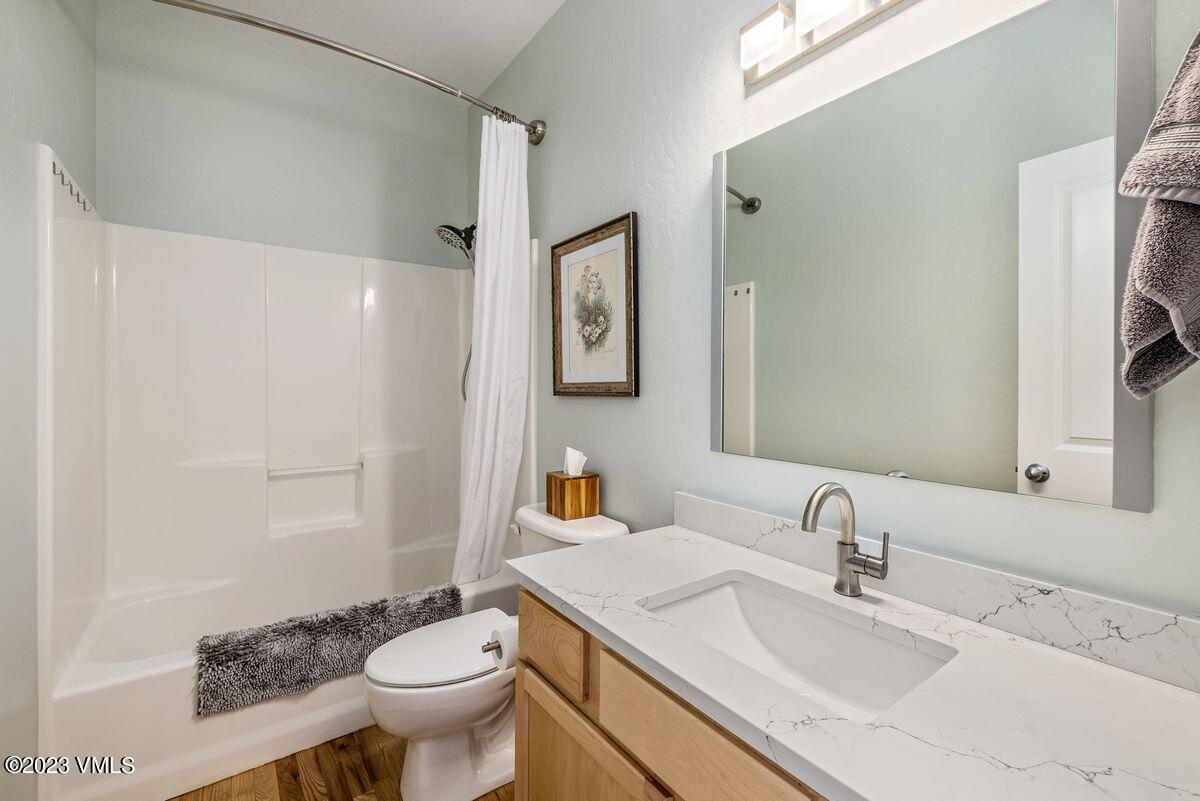 491 Metcalf Road, Unit E13 Avon, CO 81620 - Photo 12 of 19 photo_online_011