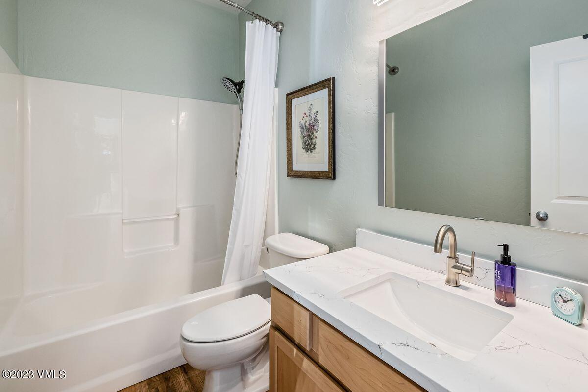 491 Metcalf Road, Unit E13 Avon, CO 81620 - Photo 15 of 19 photo_online_014