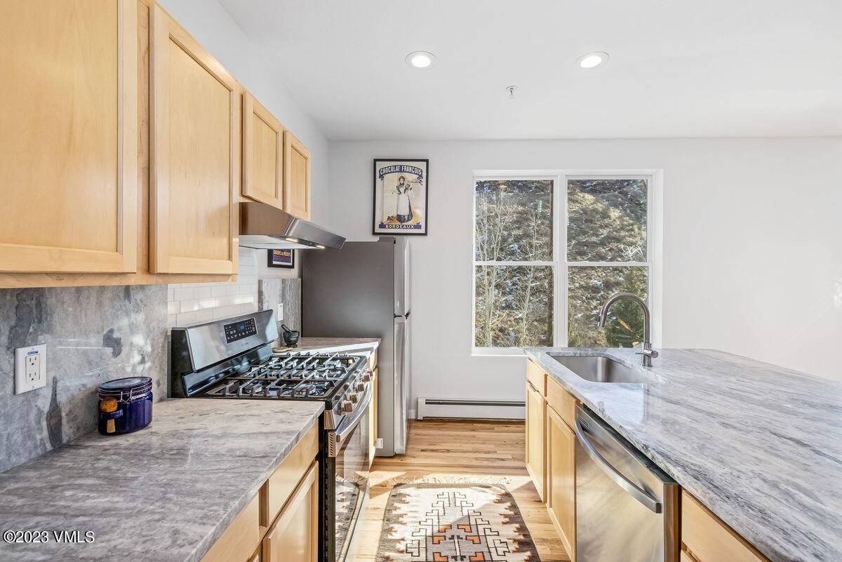 491 Metcalf Road, Unit E13 Avon, CO 81620 - Photo 8 of 19 photo_online_007
