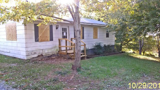 202 Red Pond Road Sweetwater, TN 37874 - Photo 3 of 13 PHOTO_20181029_170951 dated