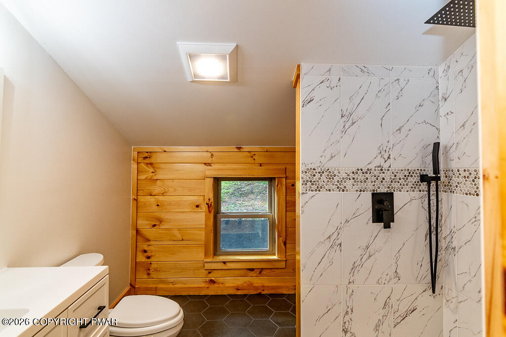 229 Five Springs Road, Unit 3 Stroudsburg, PA 18360 - Photo 84 of 94 KVFRE-7121