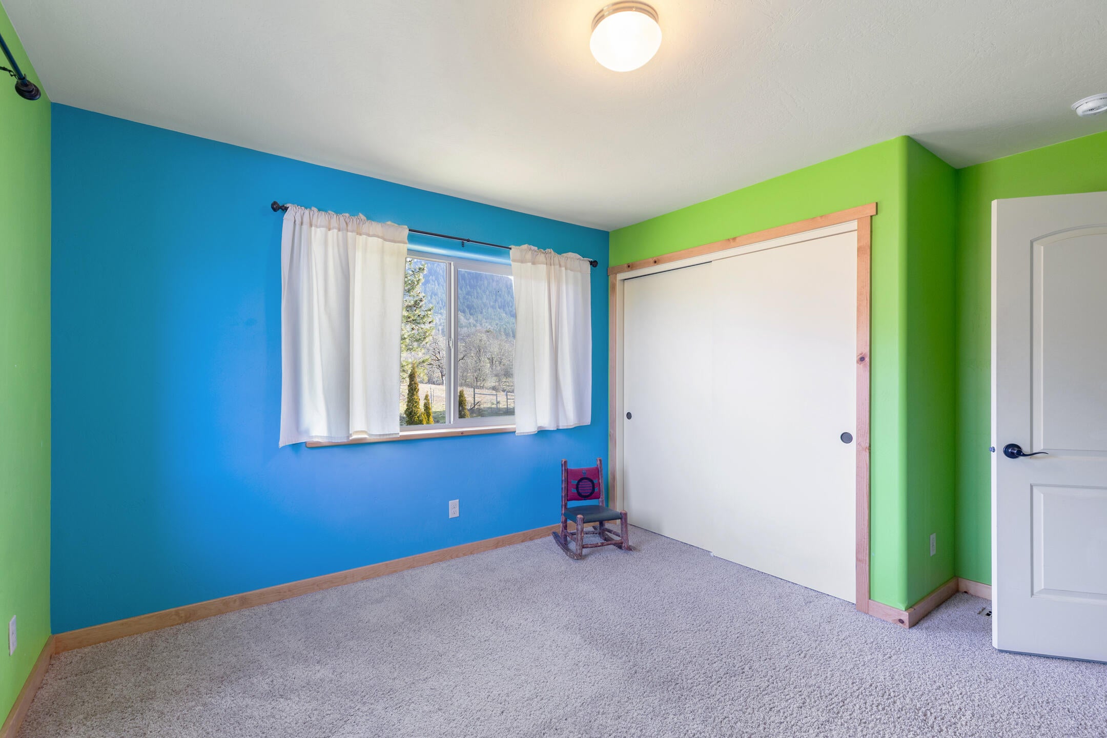 1015 Panther Gulch Road Williams, OR 97544 - Photo 13 of 49 Bedroom