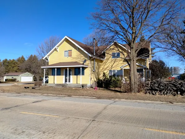 $190,000 | 13020 241st Avenue, Harmony, MN 55939