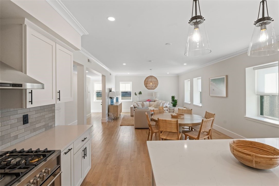2 Eastnor Road, Unit D Newport, RI 02840 - Photo 10 of 24