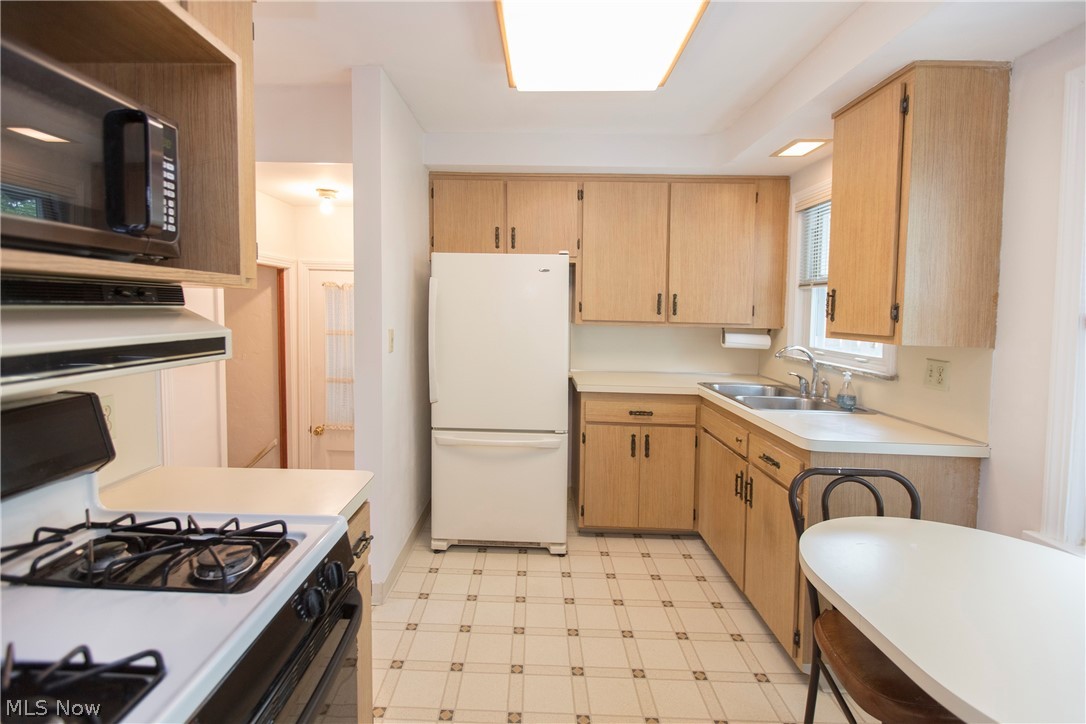 1160 Richmond Road Cleveland, OH 44124 - Photo 12 of 35 Gallery Image 12
