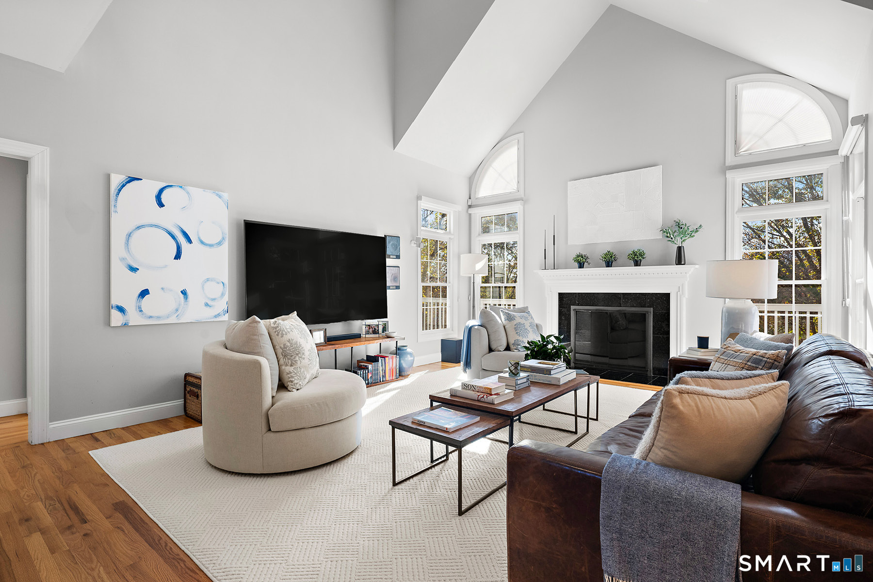 381 Chestnut Hill Road Norwalk, CT 06851 - Photo 12 of 40