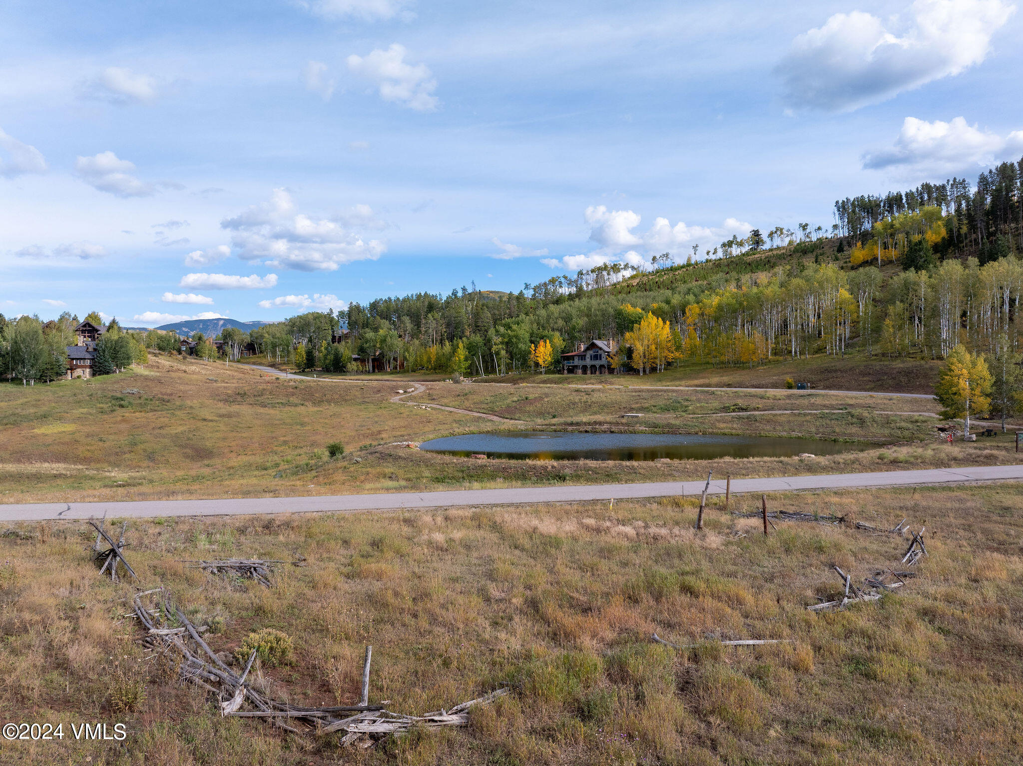 33 Bearcat Point Edwards, CO 81632 - Photo 10 of 10 a view of a lake with beach and next to house
