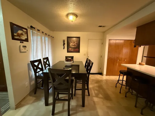 $595,000 | 3536 Forest Glenn Drive, Modesto, CA 95355