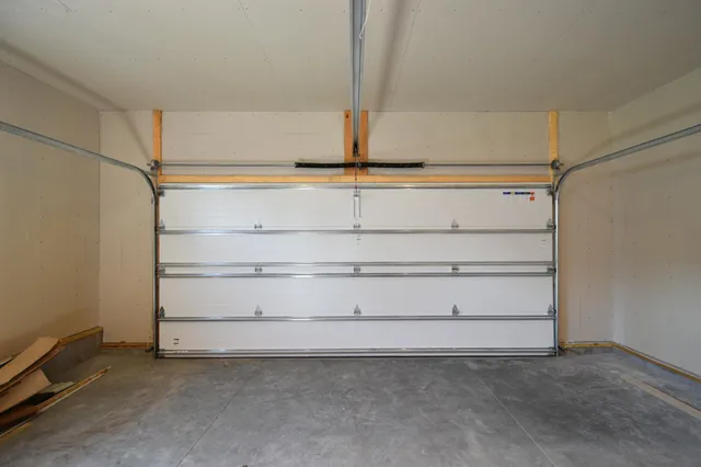 $309,900 | 2049 East 20th Street, Zumbrota, MN 55992