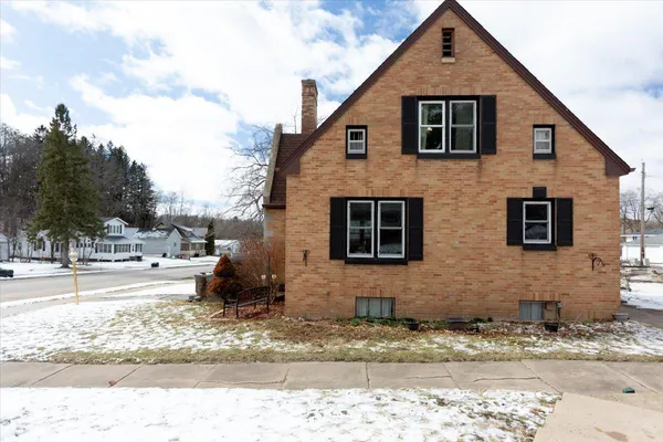 $239,900 | 146 Maple Street, Glenwood City, WI 54013