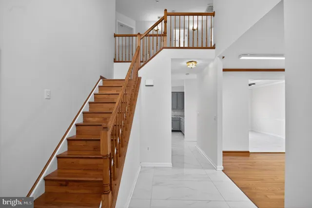 a view of entryway with a front door