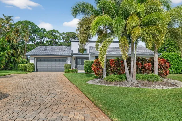 $2,725,000 | 5212 Foxpointe Circle, Delray Beach, FL 33445