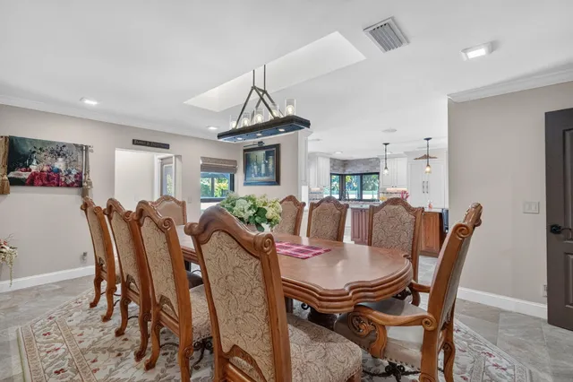$2,725,000 | 5212 Foxpointe Circle, Delray Beach, FL 33445