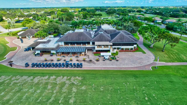 $2,725,000 | 5212 Foxpointe Circle, Delray Beach, FL 33445