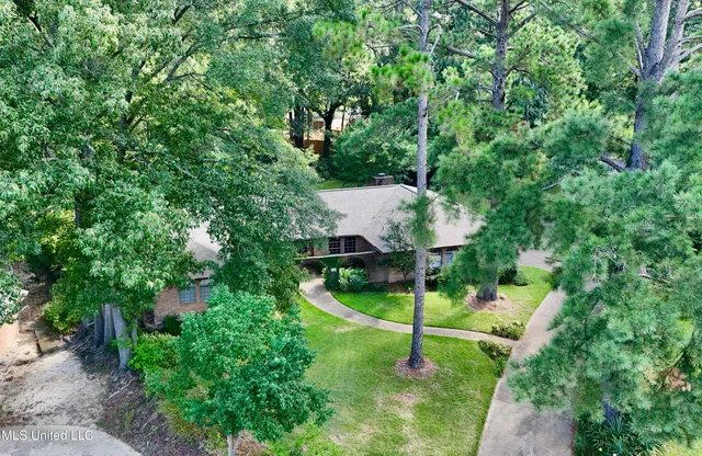 $240,000 | 605 Herndon Hill Drive, Clinton, MS 39056