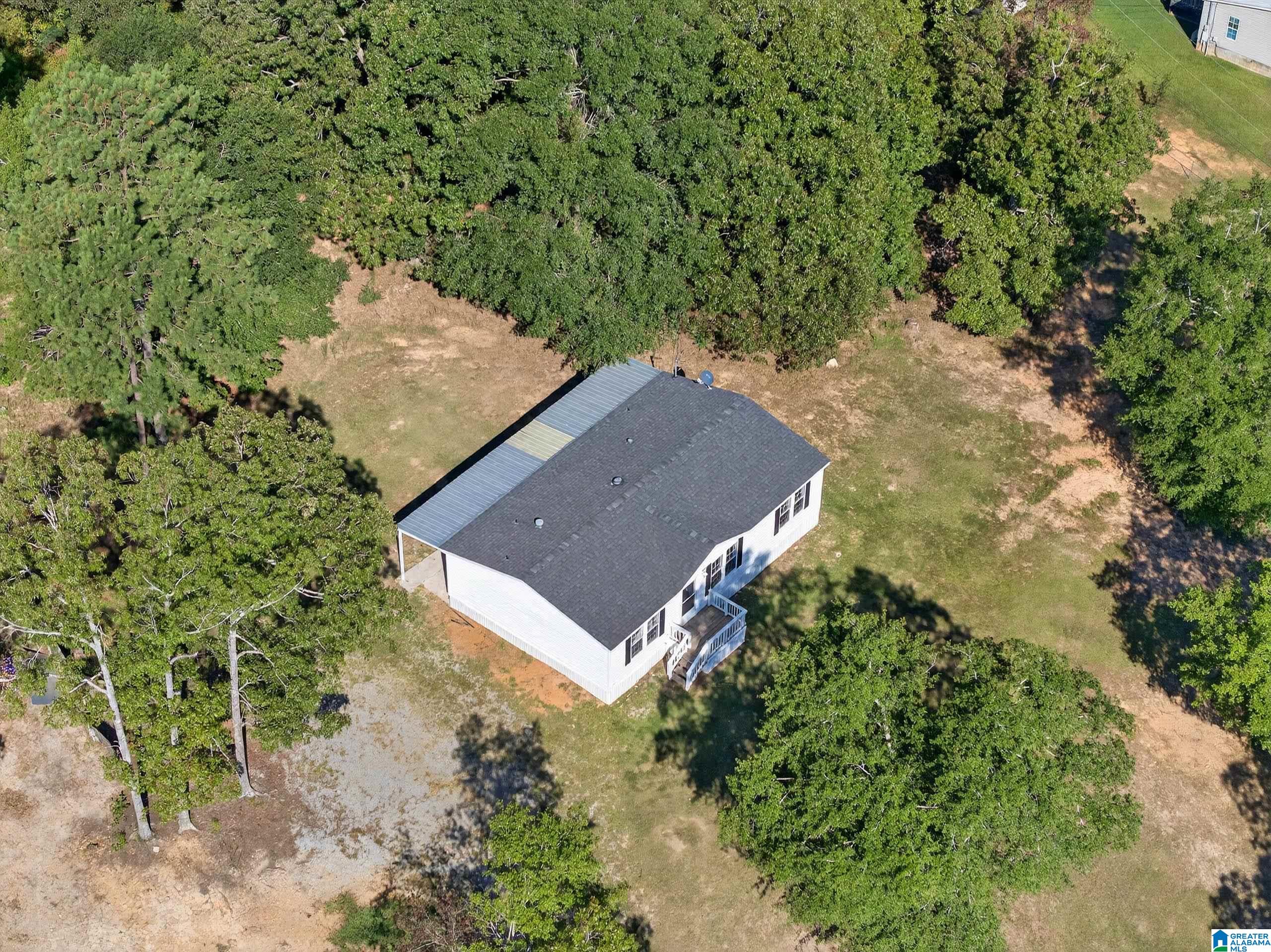 191 Watts Road Munford, AL 36268 - Photo 4 of 32