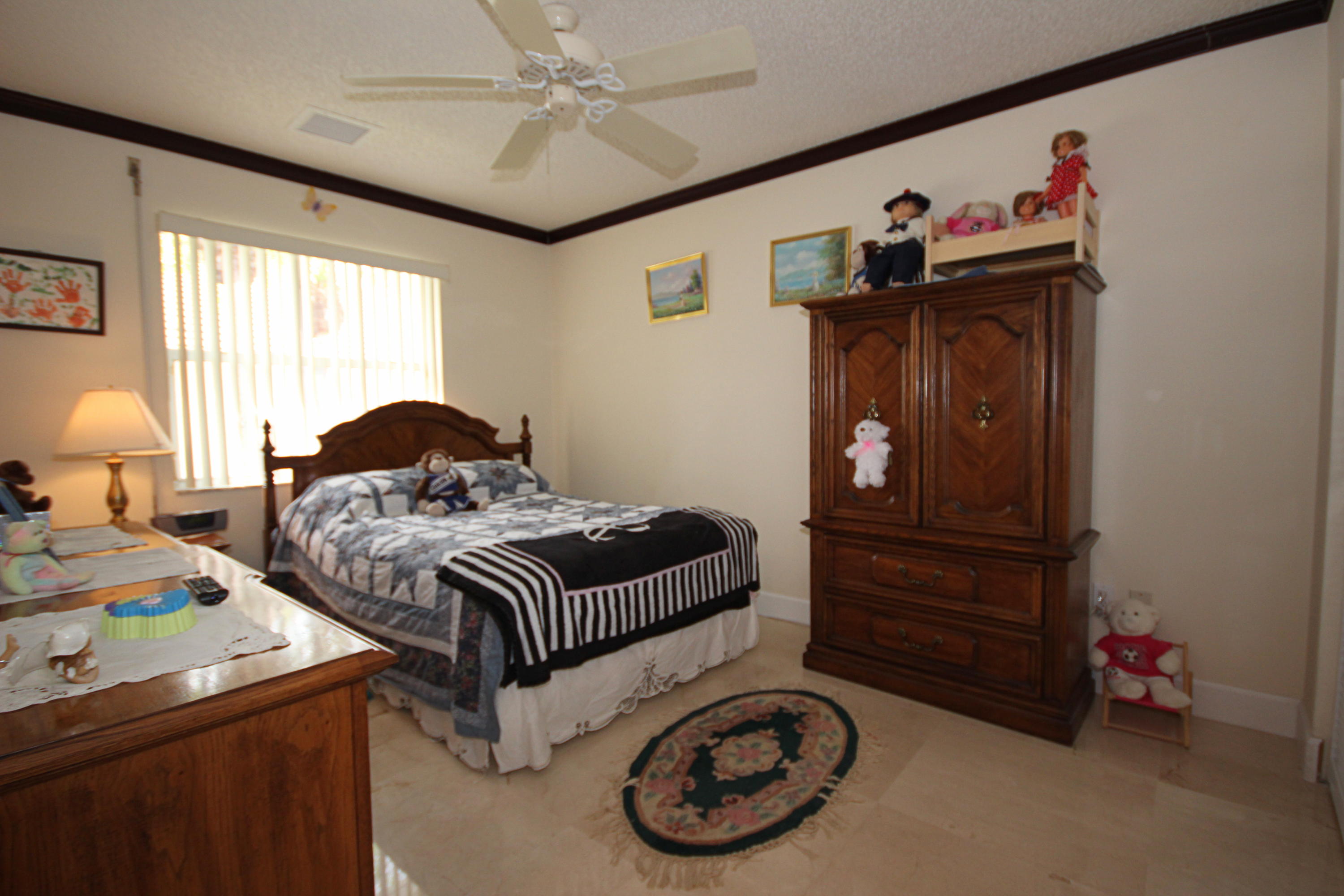 381 Cottonwood Lane Boca Raton, FL 33487 - Photo 12 of 14 381 COTTONWOOD DR 031