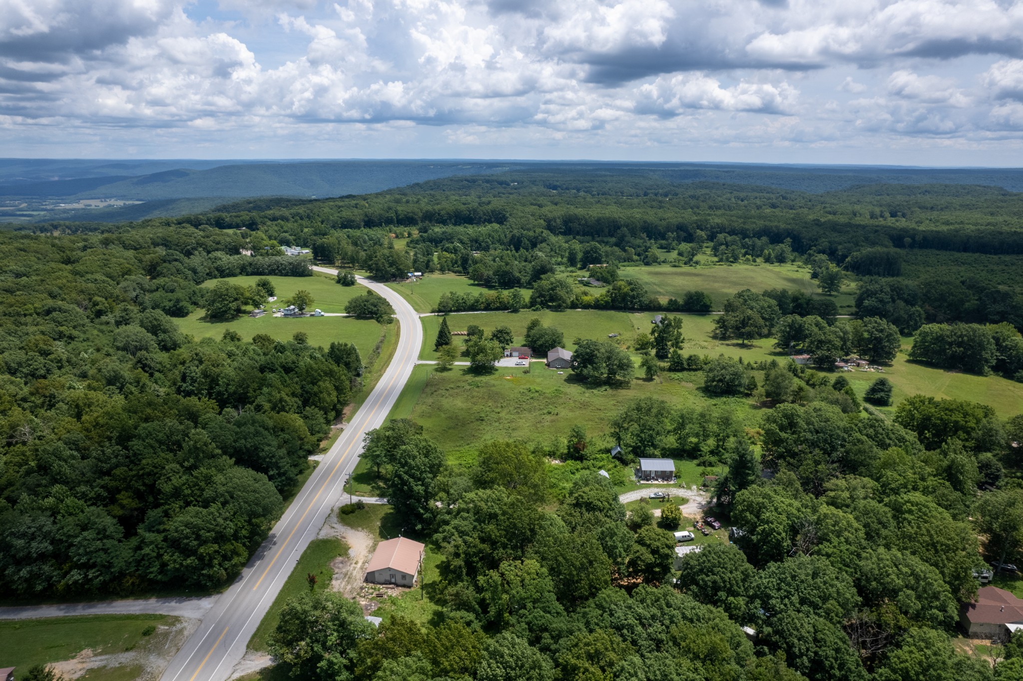 5650 Rowe Gap Road Belvidere, TN 37306 - Photo 10 of 31