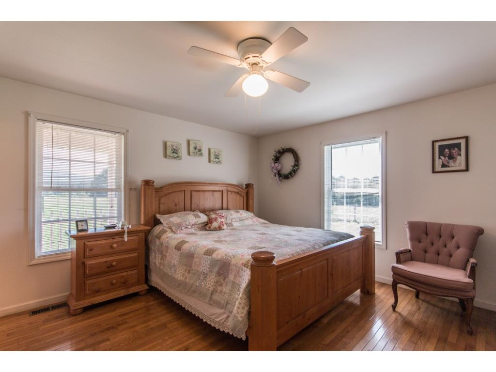 27210 Fairhaven Road Damascus, VA 24236 - Photo 22 of 27 Photo 22