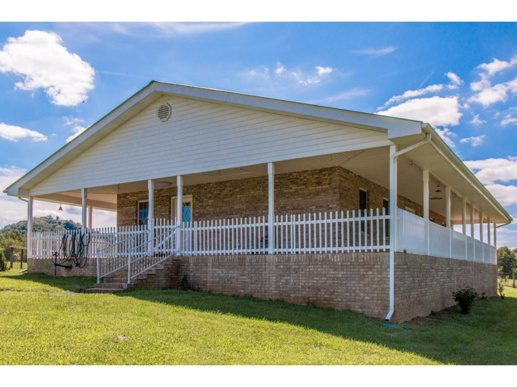 27210 Fairhaven Road Damascus, VA 24236 - Photo 4 of 27 Photo 4