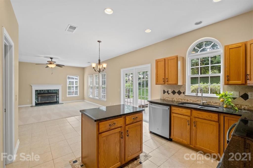 15907 Lavenham Road Huntersville, NC 28078 - Photo 8 of 31 Gallery Image 8