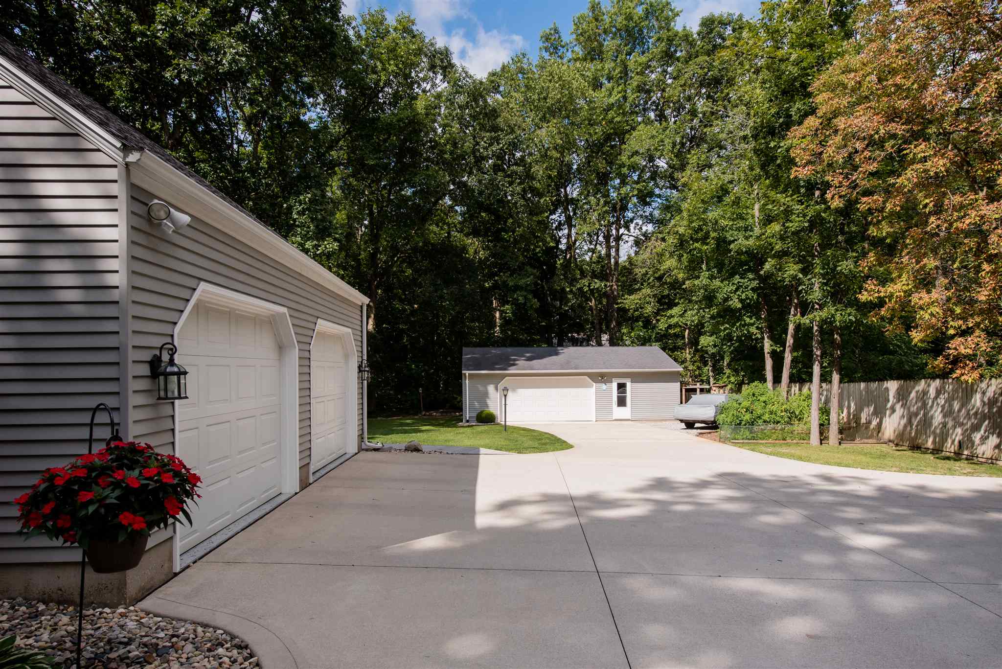 10115 Wheelock Road Fort Wayne, IN 46835 - Photo 6 of 36