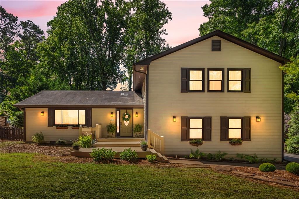 2262 Stag Run Suwanee, GA 30024 - Photo 1 of 29
