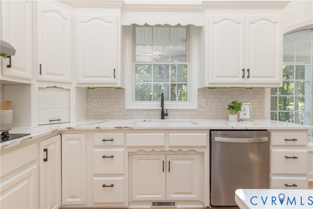 104 Petersburg Road Powhatan, VA 23139 - Photo 12 of 68