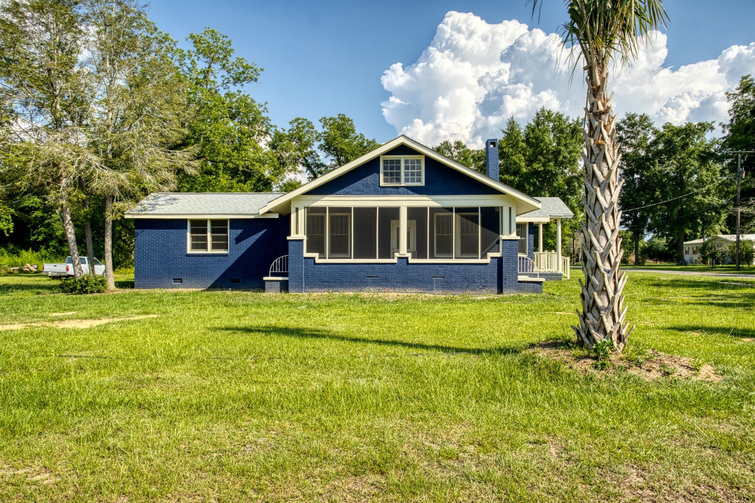 251 Walnut Street Springfield, SC 29146 - Photo 2 of 58