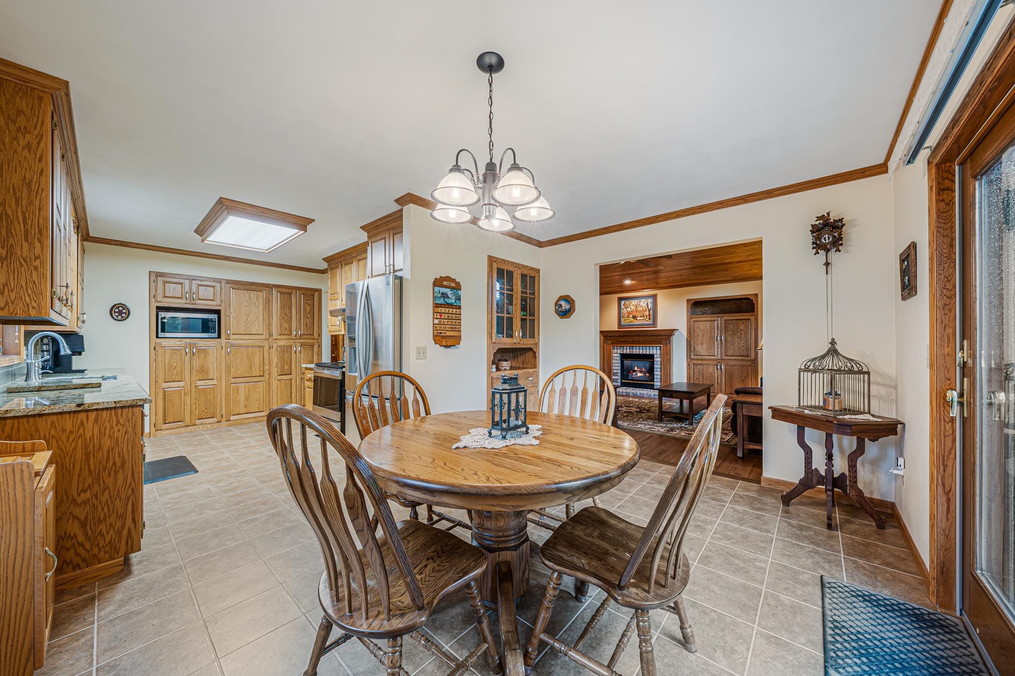 W6674 East Cedar Ridge Drive Appleton, WI 54915 - Photo 12 of 46