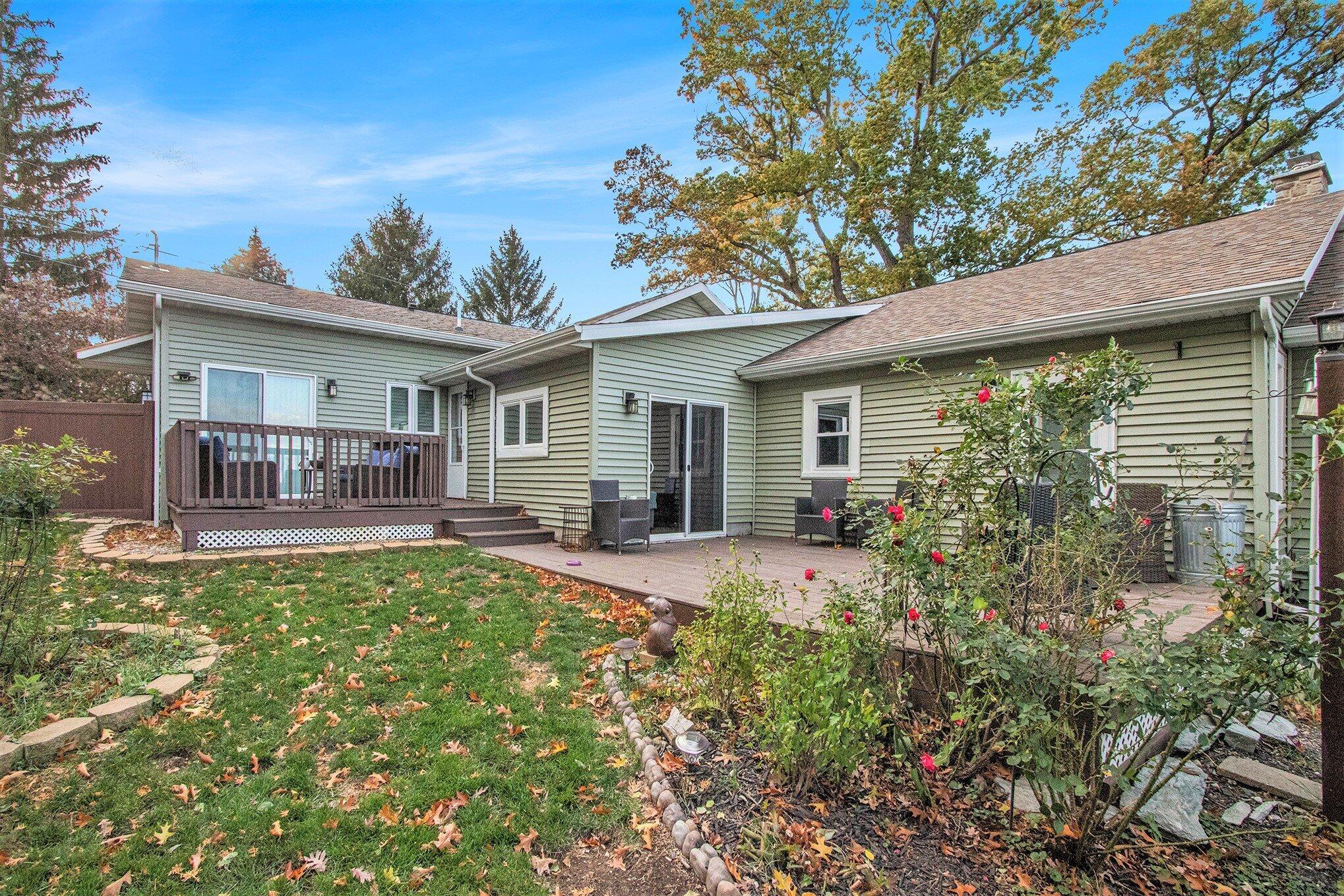 33766 Forest Beach Road Eau Claire, MI 49111 - Photo 26 of 59 021_img_2754_341